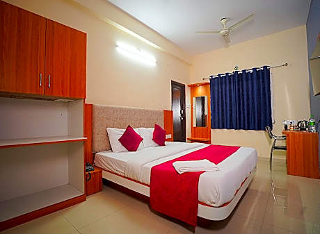 Hotel Inspira Residency-Near Bombay Hospital