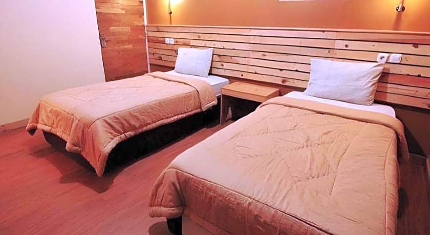 Zaen Hotel Syariah Solo