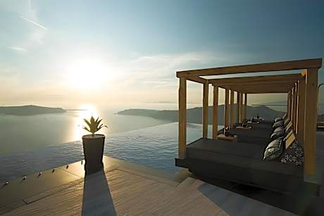 Galaxy Suites & Spa