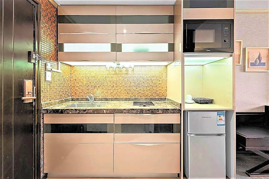 Eltham Gateway Hotel