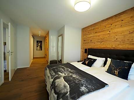 One-Bedroom Apartment (Annex)