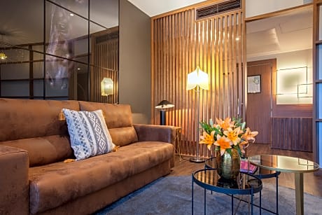 Suite (1 or 2 beds)