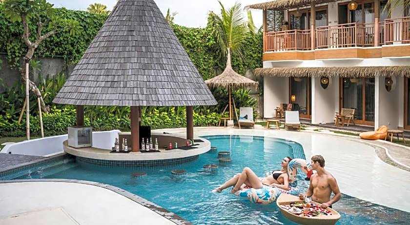 Roomates Surf Camp Canggu by Ini Vie Hospitality