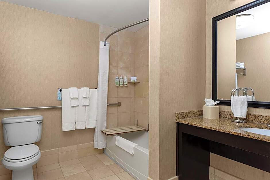 Hawthorn Extended Stay by Wyndham West Palm Beach