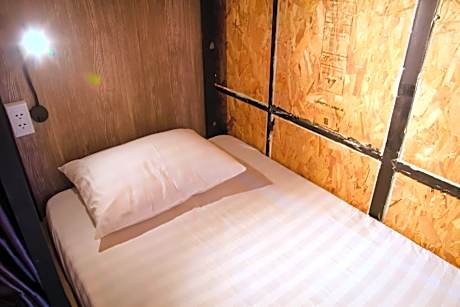 Bed in 8-Bed Dormitory Room
