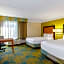 La Quinta Inn & Suites by Wyndham Orlando Convention Center