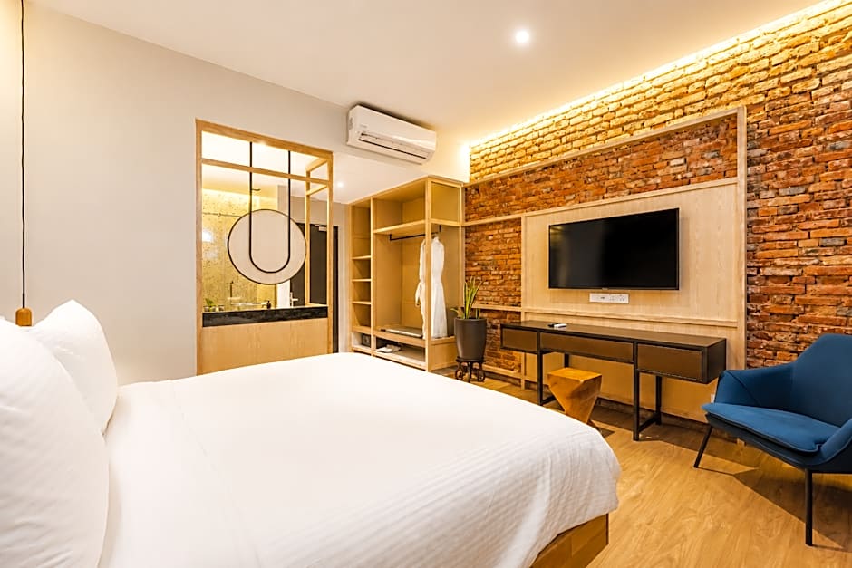 Tien Terrace Macalister