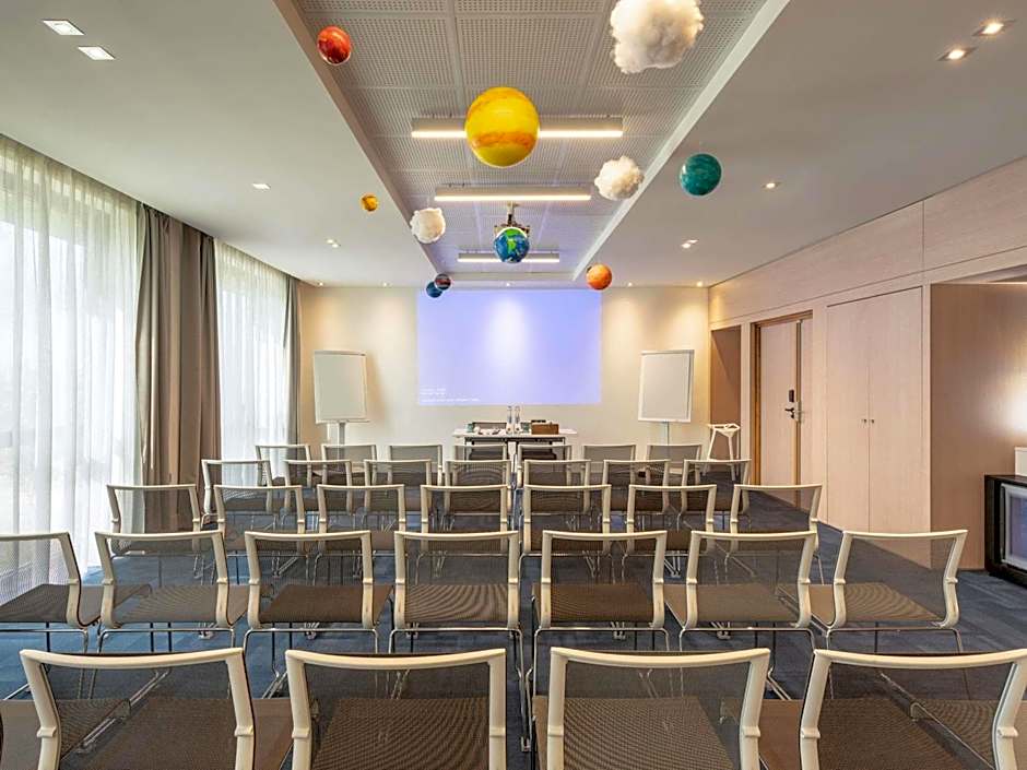 Novotel Paris Coeur d'Orly Airport