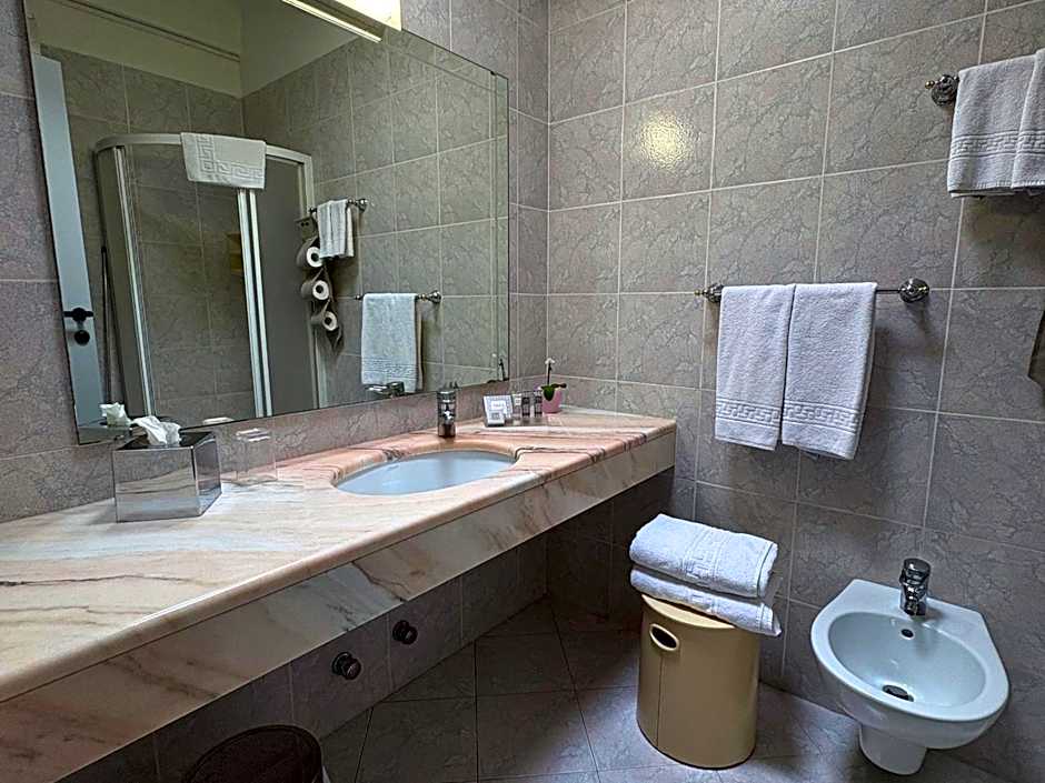 Hotel Granada