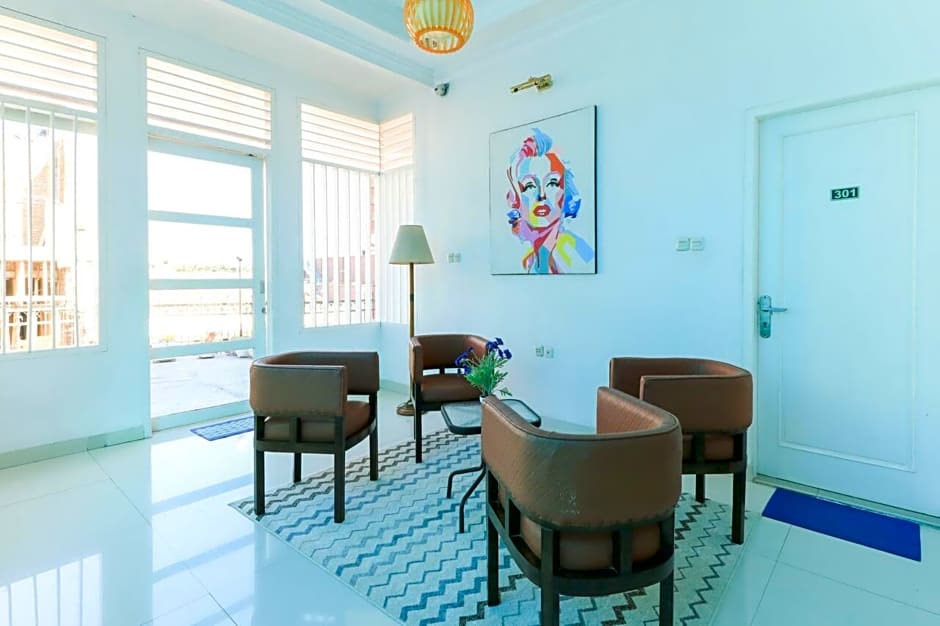 Ge JacMart Homestay Makassar by ZUZU