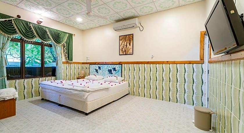 Summer Vibes Beach Front Maldives