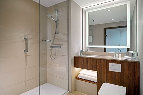 Deluxe Room, 1 King Bed, Sea View