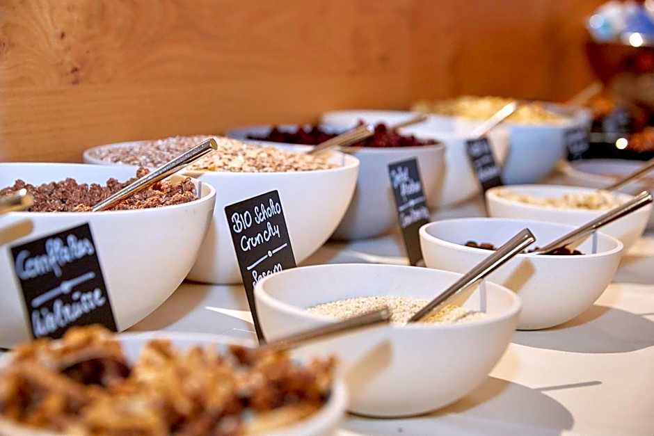 DAS SIEBEN - Adults Only