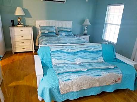 Coastal Cottage Bay House