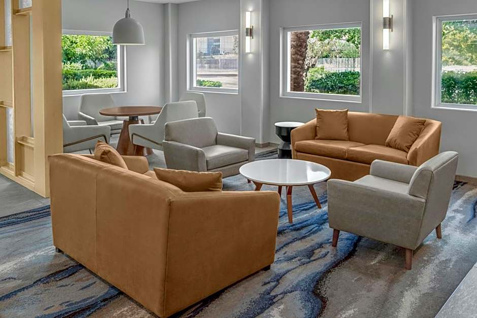 Fairfield Inn & Suites by Marriott San Francisco San Carlos