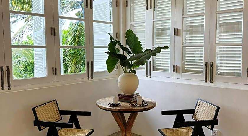 Arabella on Boossa Private Hotel