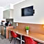 Indulge Apartments - Ontario