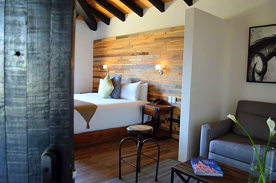 Hacienda Los Picachos