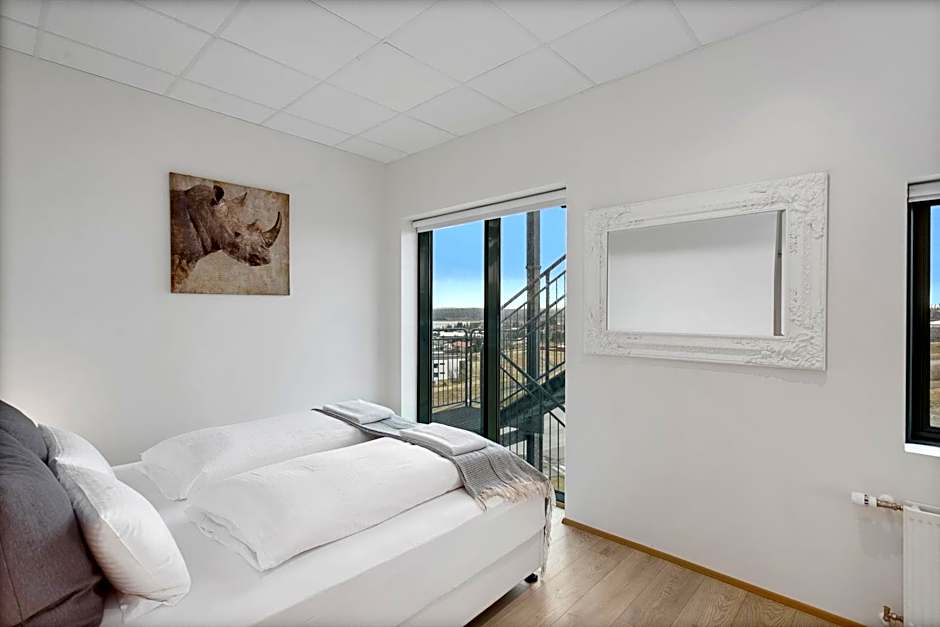 Blue Mountain Apartments by Heimaleiga