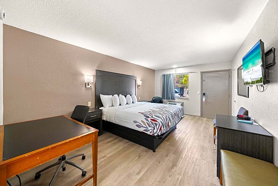 Executive Inn - Panama City Beach