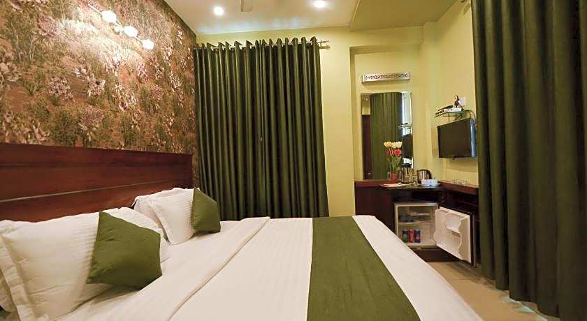 Hotel Central Residency