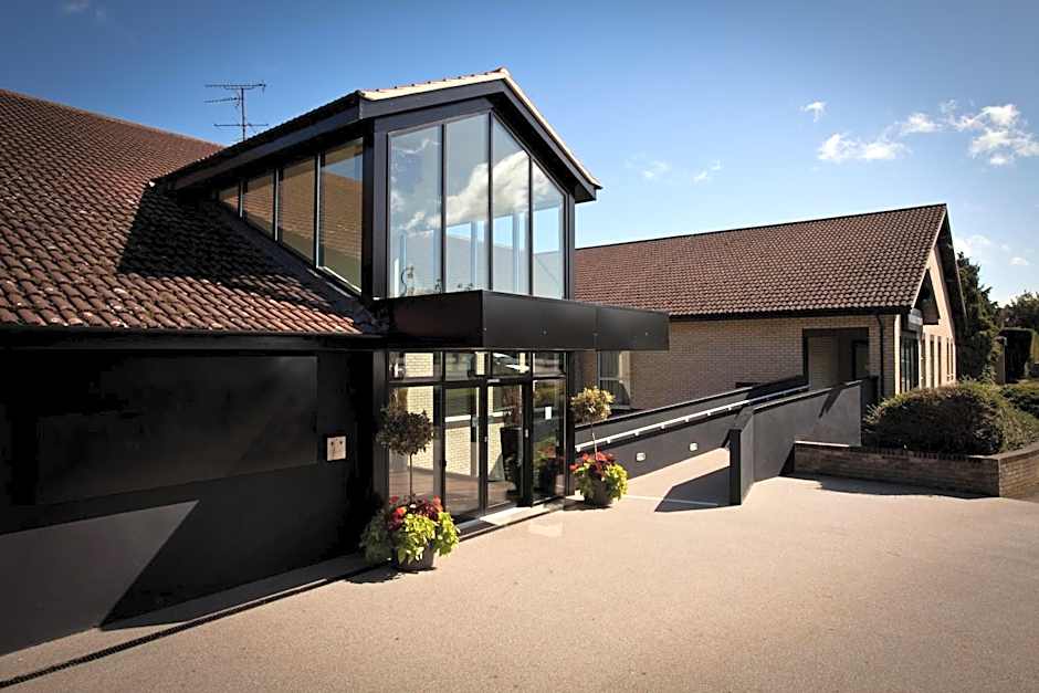 Gloucester Robinswood Hotel By Sunday