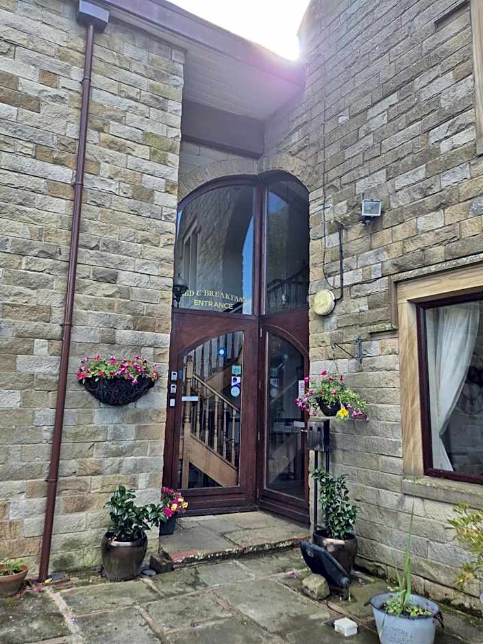 The Waltzing Weasel B&B