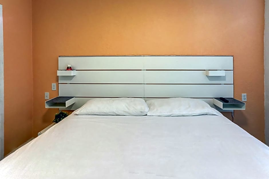 Beach and Town Motel