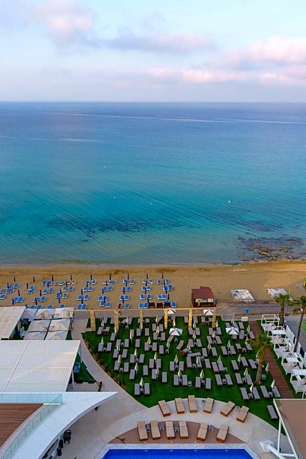 Flamingo Paradise Beach Hotel - Adults Only