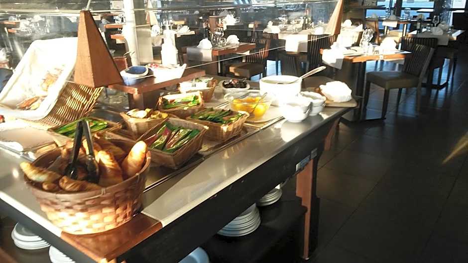 Hôtel Restaurant AKENA La Brède