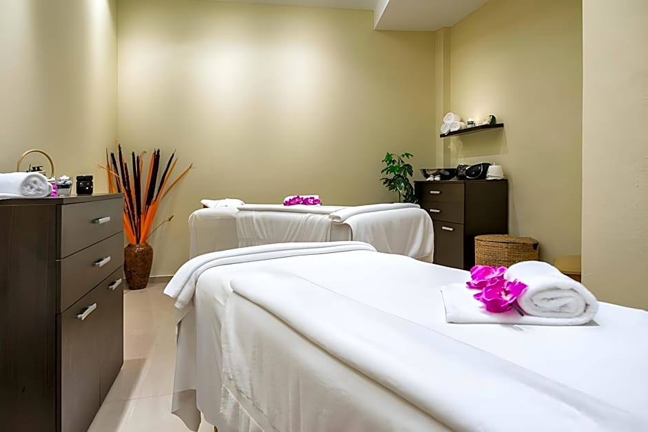 CHC Tylissos Beach Hotel