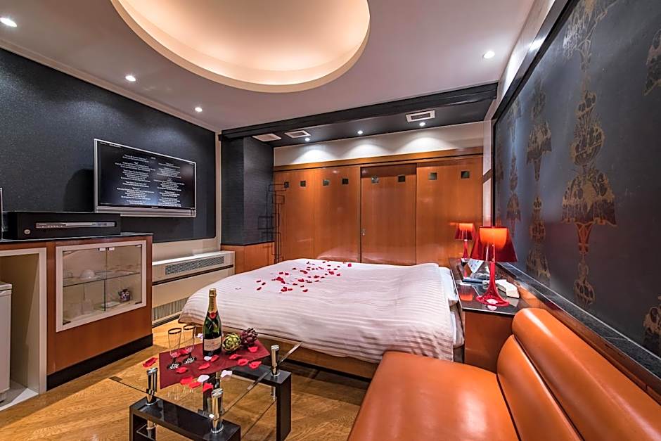 Hotel Moana Shinjuku (Adult Only)