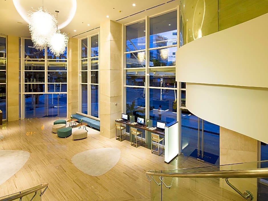 Liberty Central Nha Trang Hotel