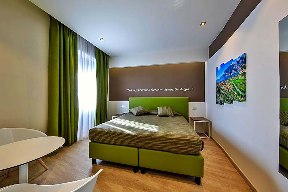 Photo 1 of 9 of Standard 1 Double Bed or 2 Beds, Garden View