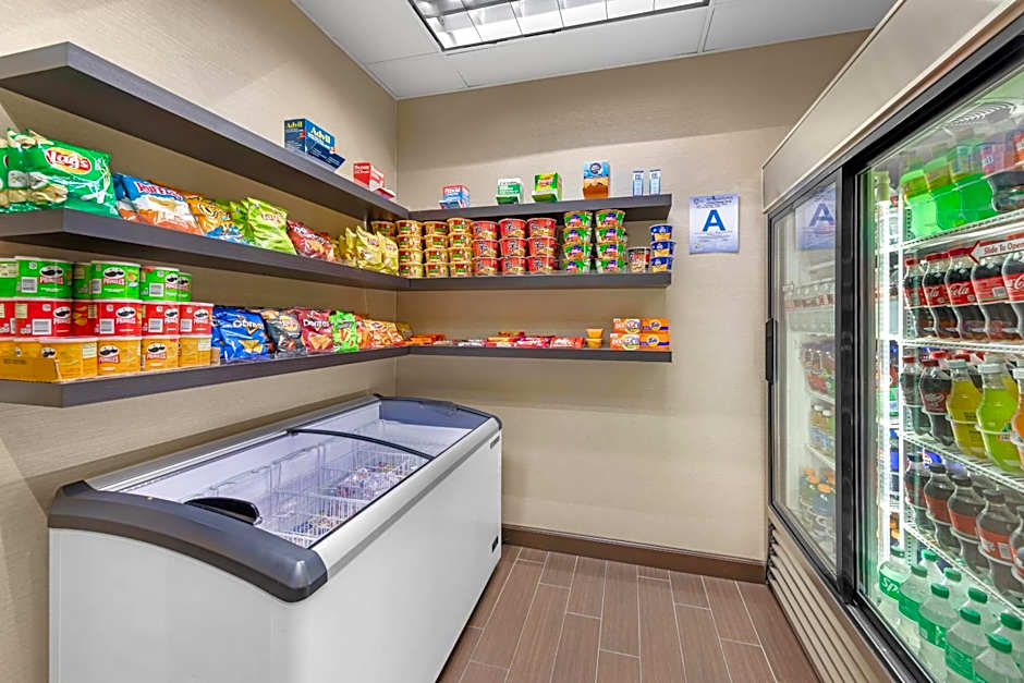 Comfort Suites Ontario Convention Center