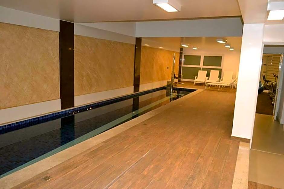 Relaxed and cozy - For fun or business