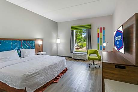 King Room - Mobility Access/Non-Smoking