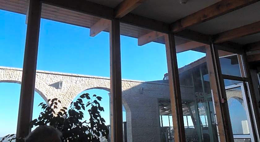 Shoresh Green Hills Hotel