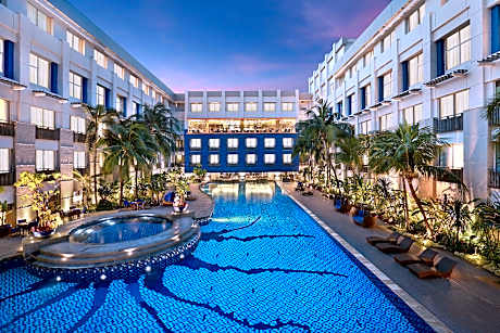 Novotel Mangga Dua Hotel
