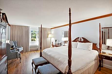 Traditional King Room