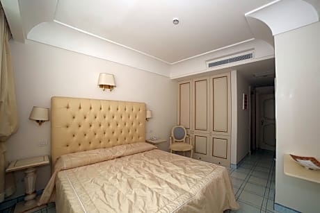 Economy Double or Twin Room