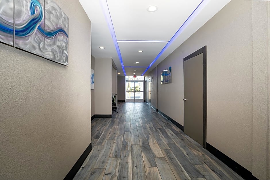 SureStay Plus Hotel by Best Western Point Richmond
