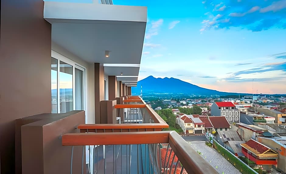 The 1o1 Bogor Suryakancana Hotel