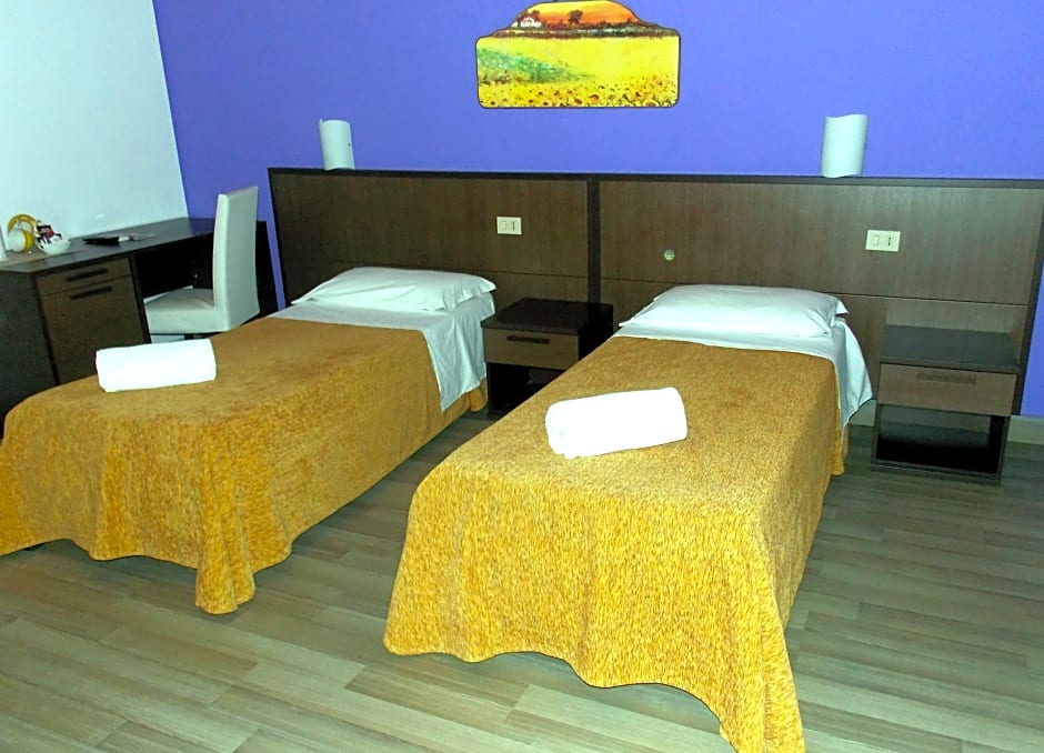 Photo 1 of 2 of Standard 2 Beds