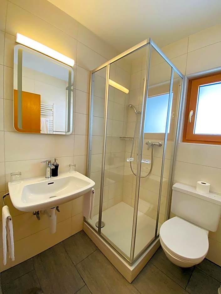 Qi-Lin Hotel Restaurant