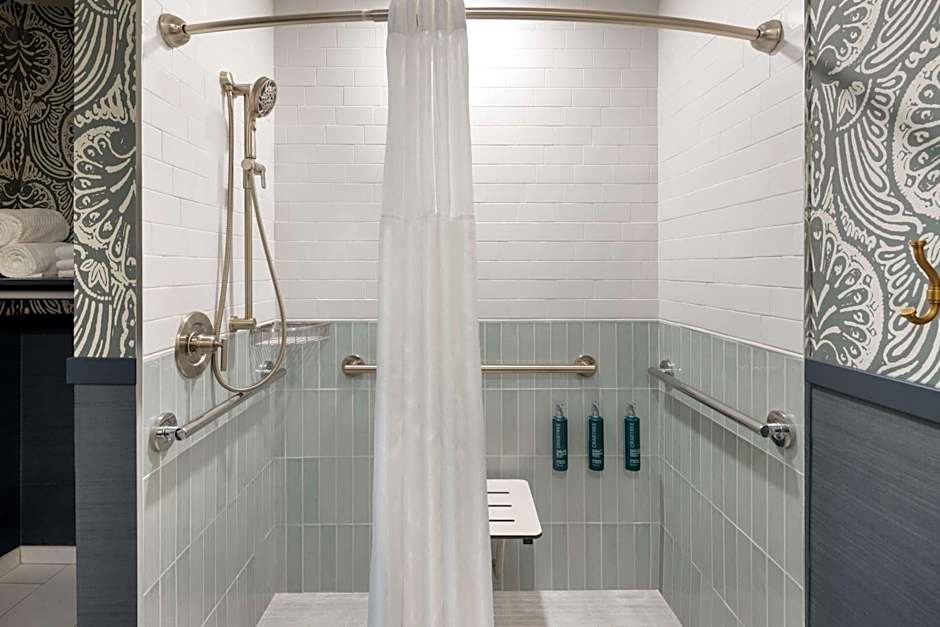 DoubleTree Suites by Hilton Lexington