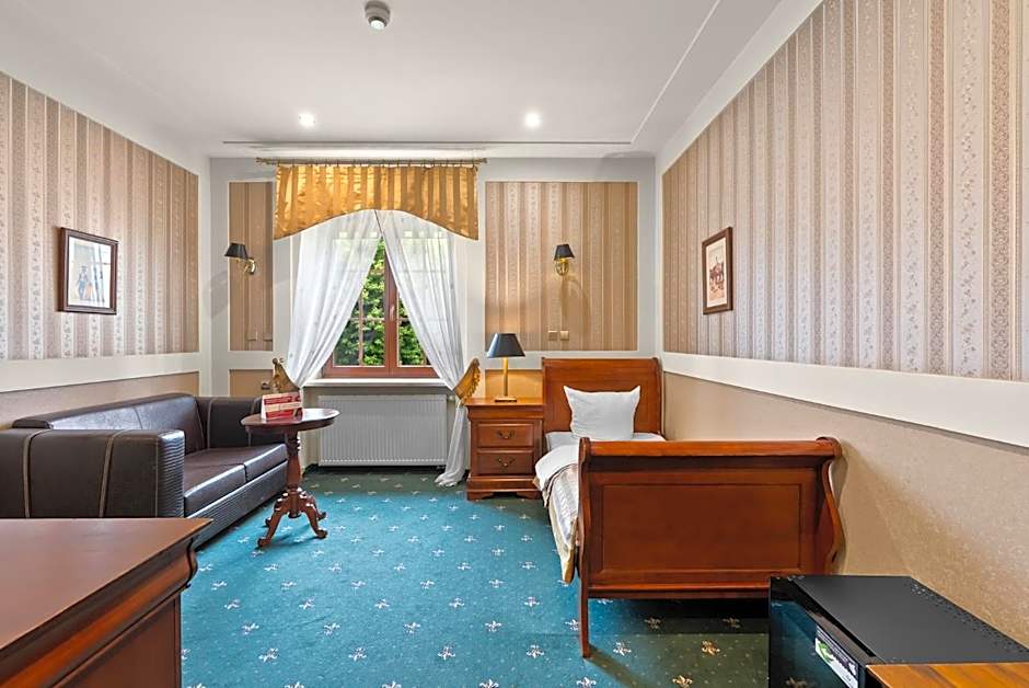 Hotel Diament Arsenal Palace Katowice - Chorzów