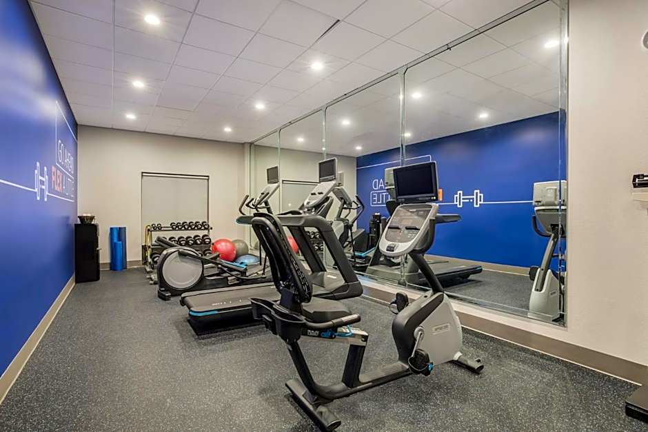 Holiday Inn Express Hotel & Suites Perry By IHG