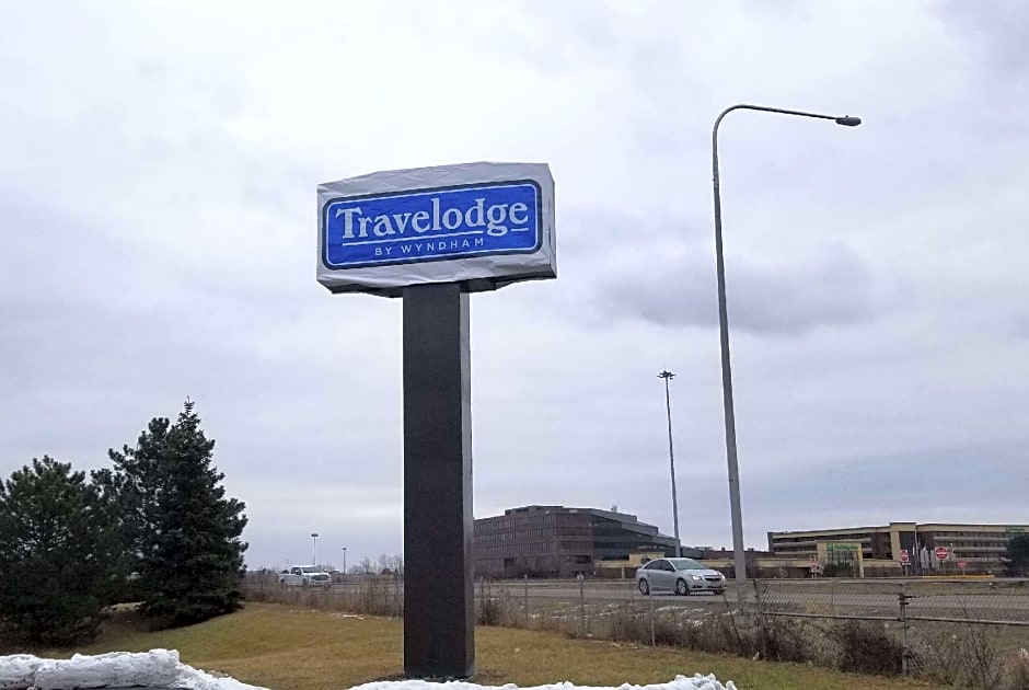 Travelodge by Wyndham Matteson