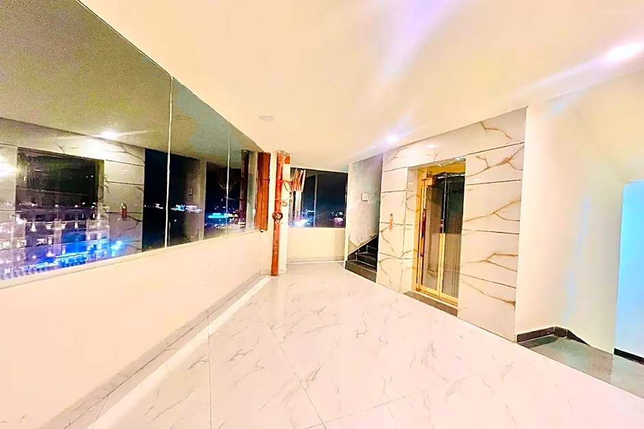 Hotel Eagle Grand Airport Zone